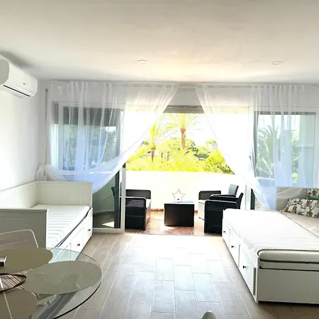 Julia's * Marbella